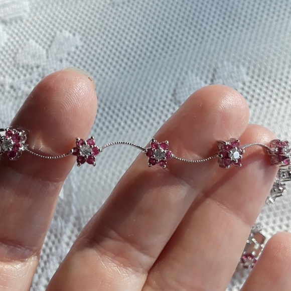 Lia Sophia Jewelry - Lia Sophia Fushia Flower Bracelet NWT